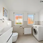 Apartment With 2 Bedrooms