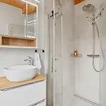 Apartment With 2 Bedrooms