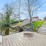 With 2 Bedrooms