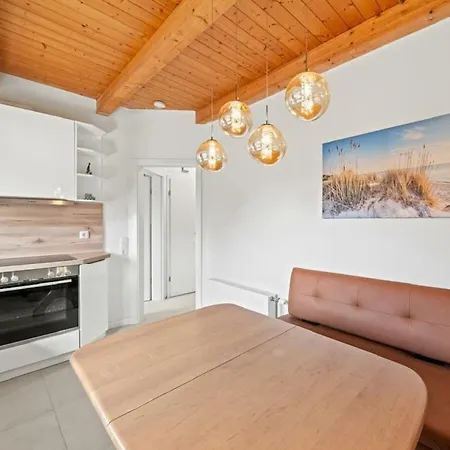 With 2 Bedrooms Timmel