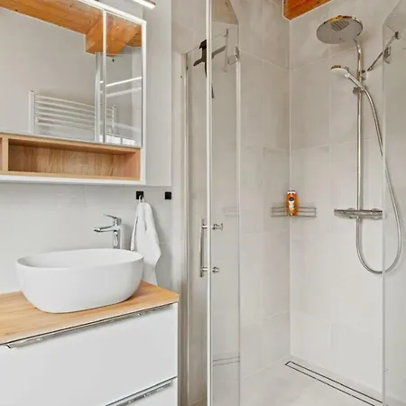 Apartamento With 2 Bedrooms