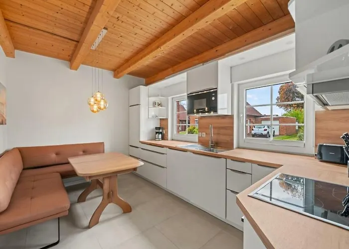 With 2 Bedrooms Timmel